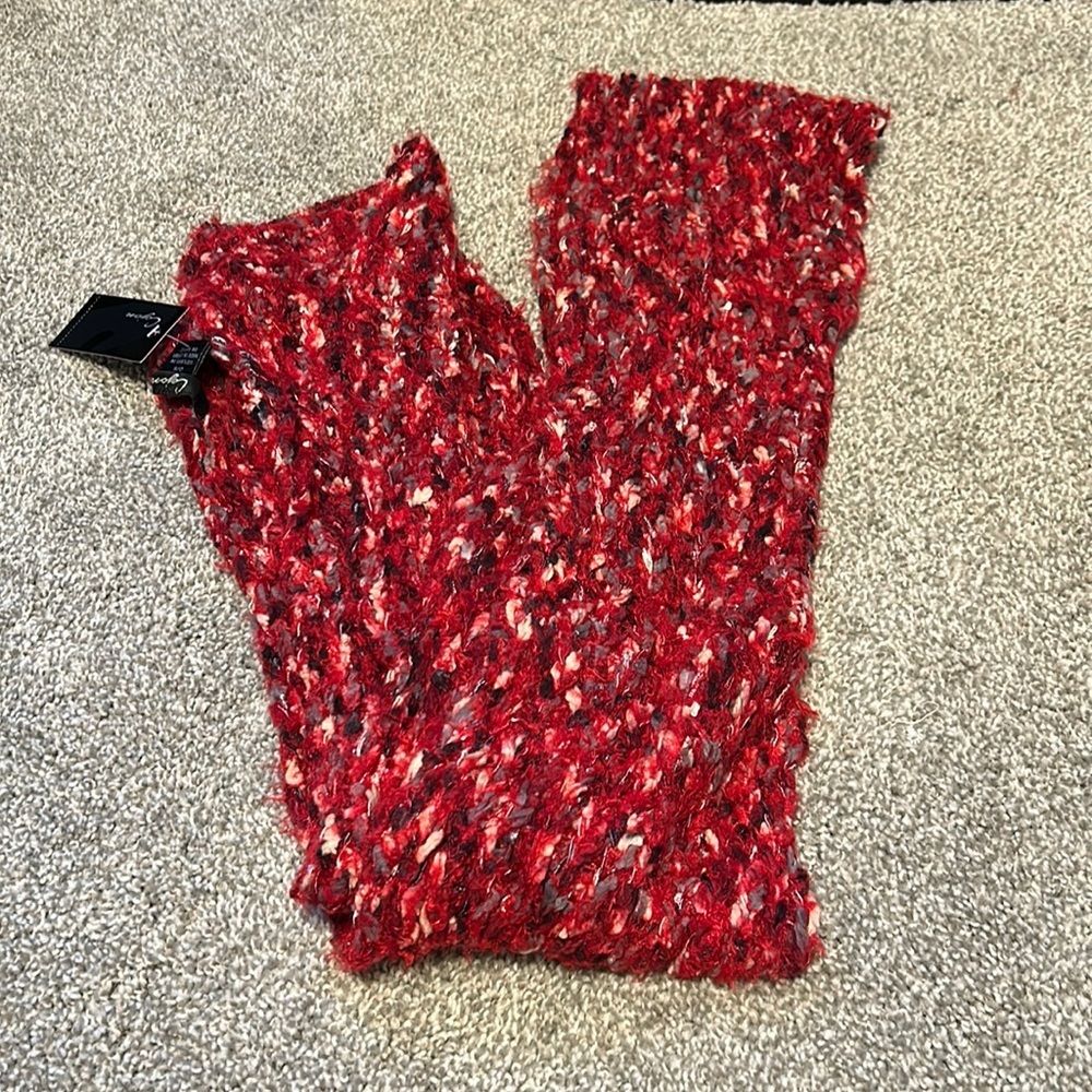 NWT Cejon Winter Red Grey & White Woven Holiday Scarf